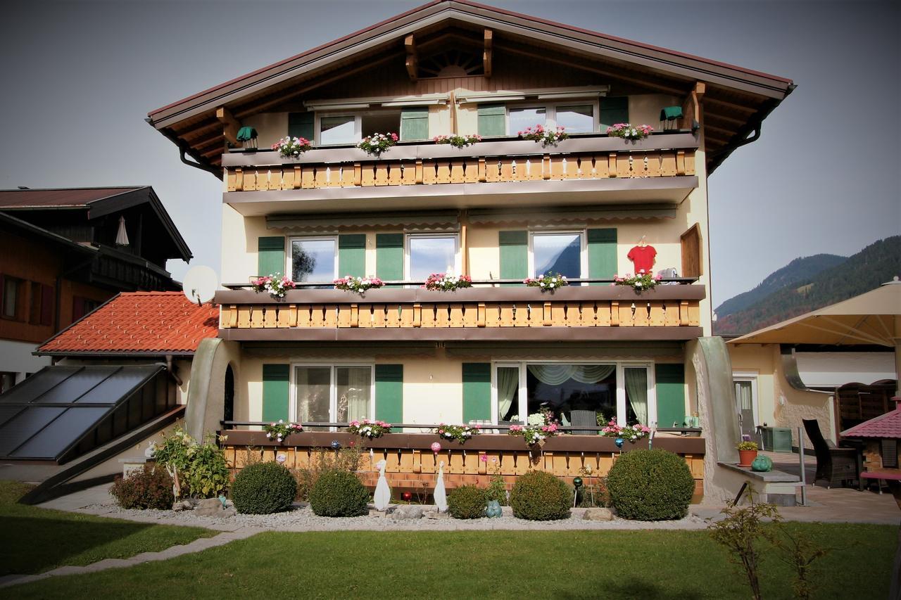 Alpenflair Ferienwohnungen Gaestehaus Tepferdt Oberstdorf Kültér fotó